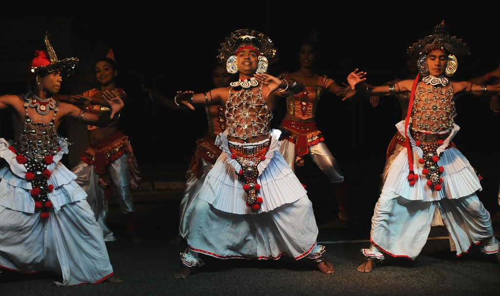 Traditional Kandyan Dance Experience